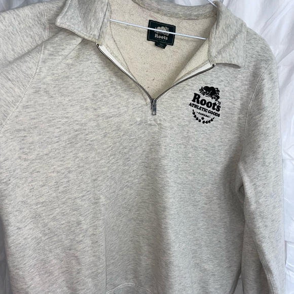 Roots Quarter Zip Collared Sweater, Size Large - Picture 2 of 4